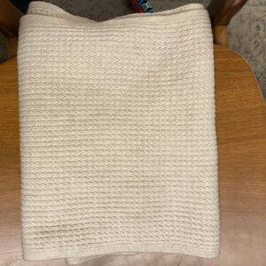 Everlane The Felted Merino Waffle-Knit Scarf Unisex Ecru Cream